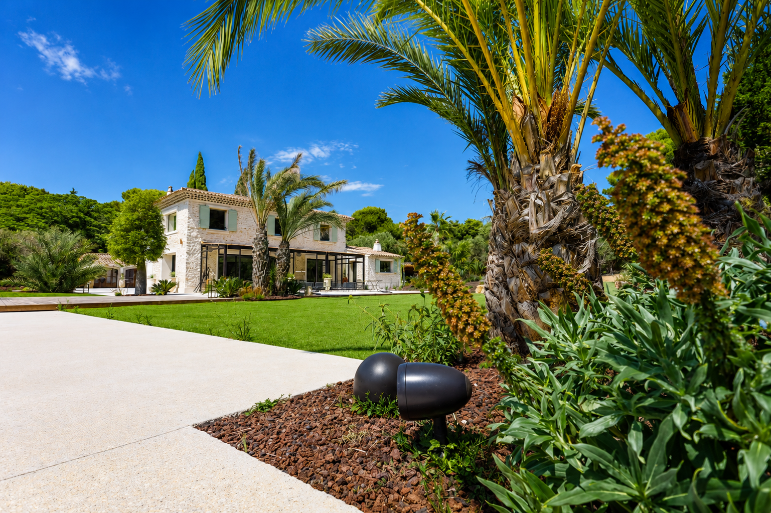 Enceinte Extérieur sur piquet Villa Cassis